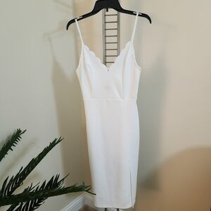 NEW Socialite Elegant White Scalloped Neck Bodycon Dress M